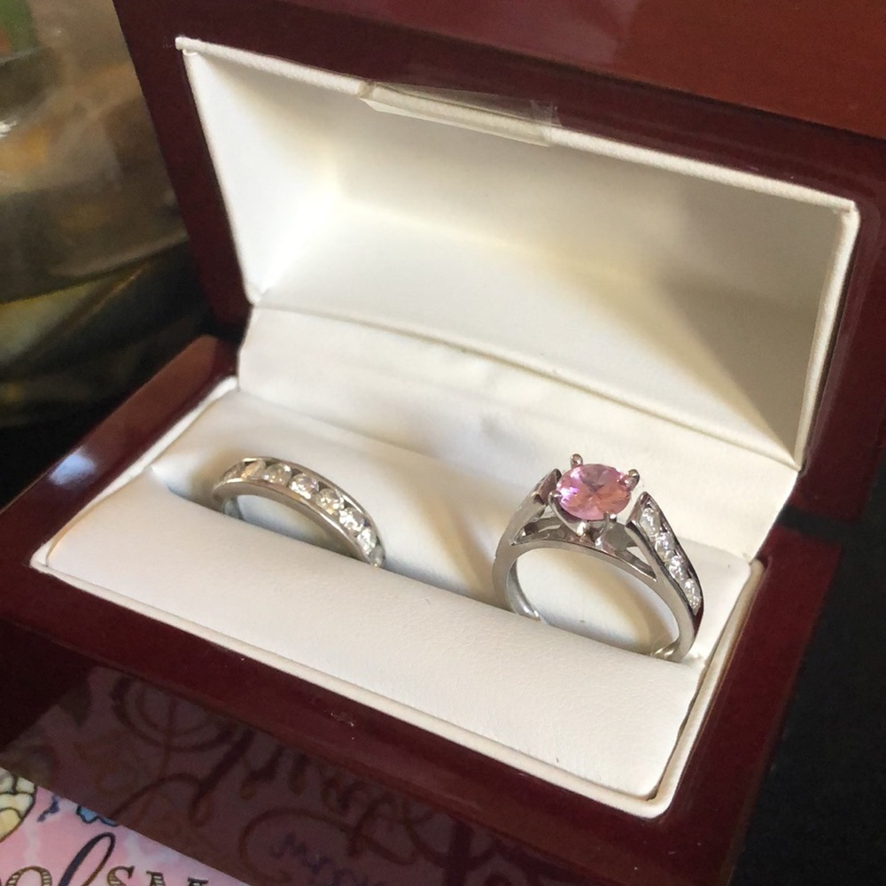 Platinum and Diamond wedding ring setting semi-mount